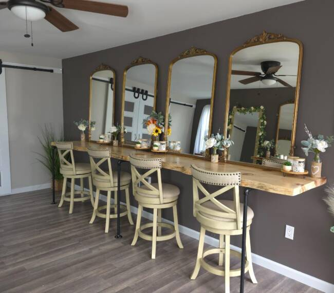 bridal suite vanity mirrors area