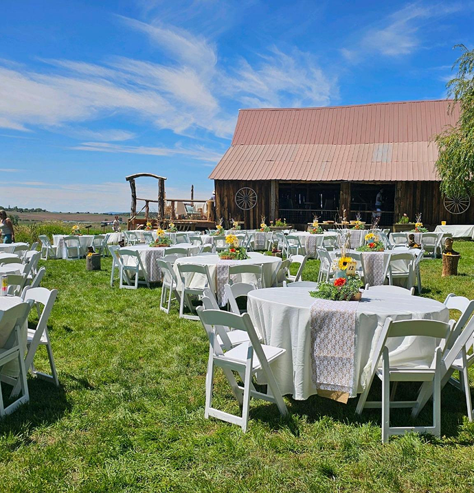 colorado rustic barn wedding venue outdoor